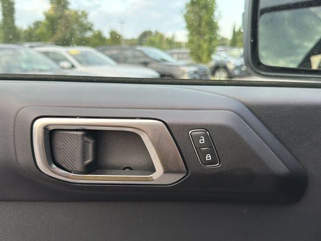 Used 2024 Ford Bronco Badlands AWD/4WD image 22