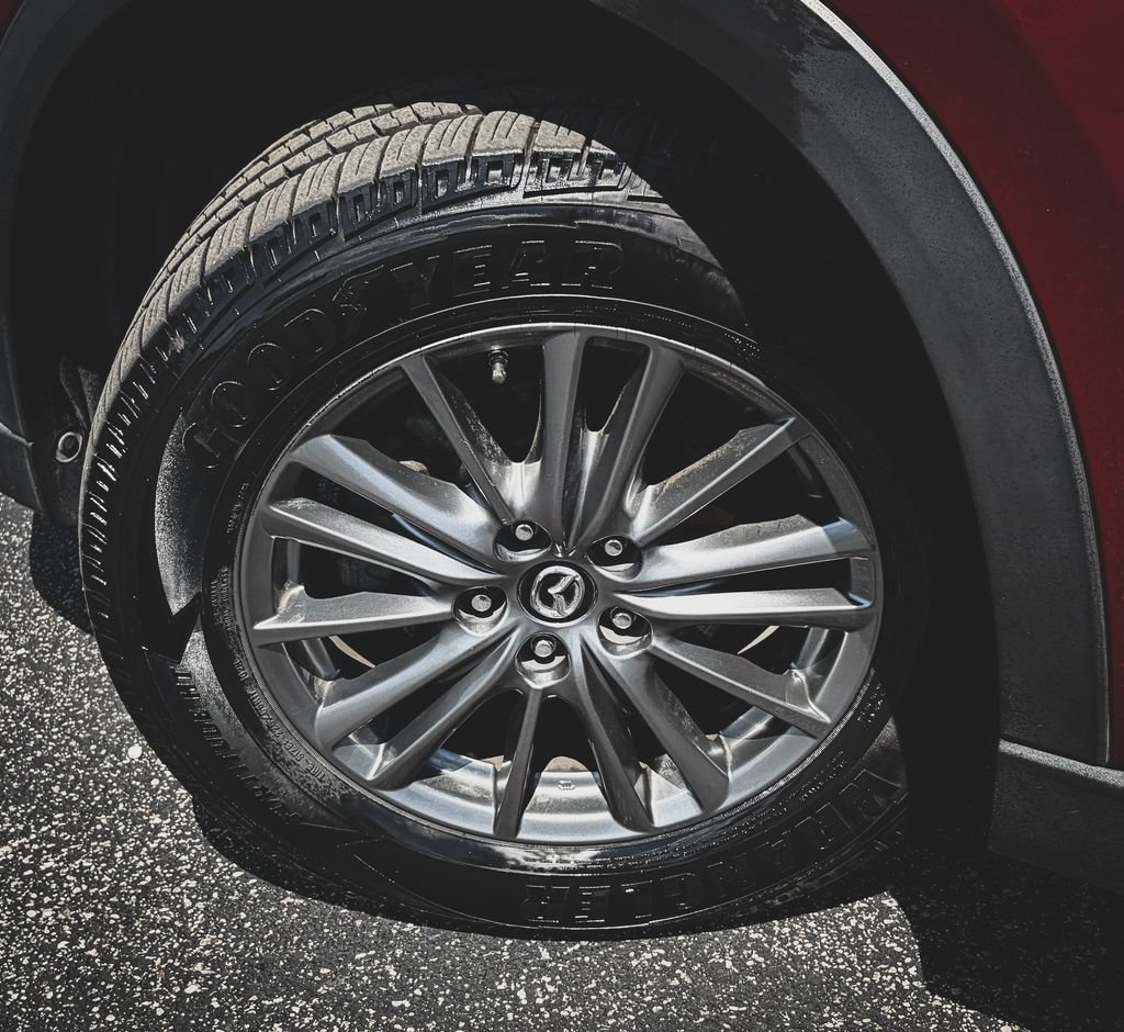 Used 2020 MAZDA CX-5 Touring FWD image 19