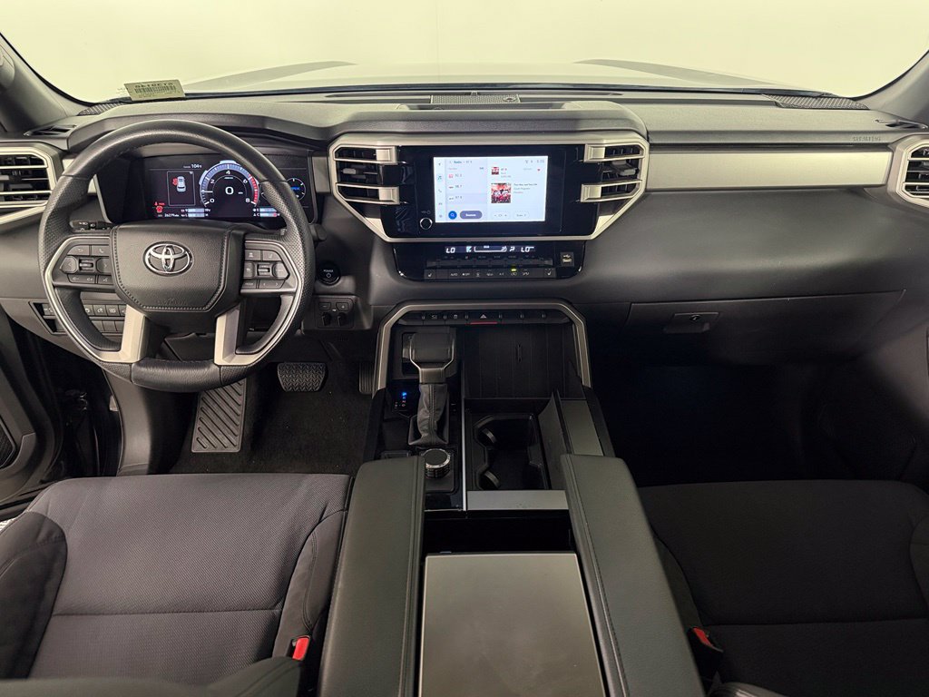 Used 2025 Toyota Sequoia 4WD image 14