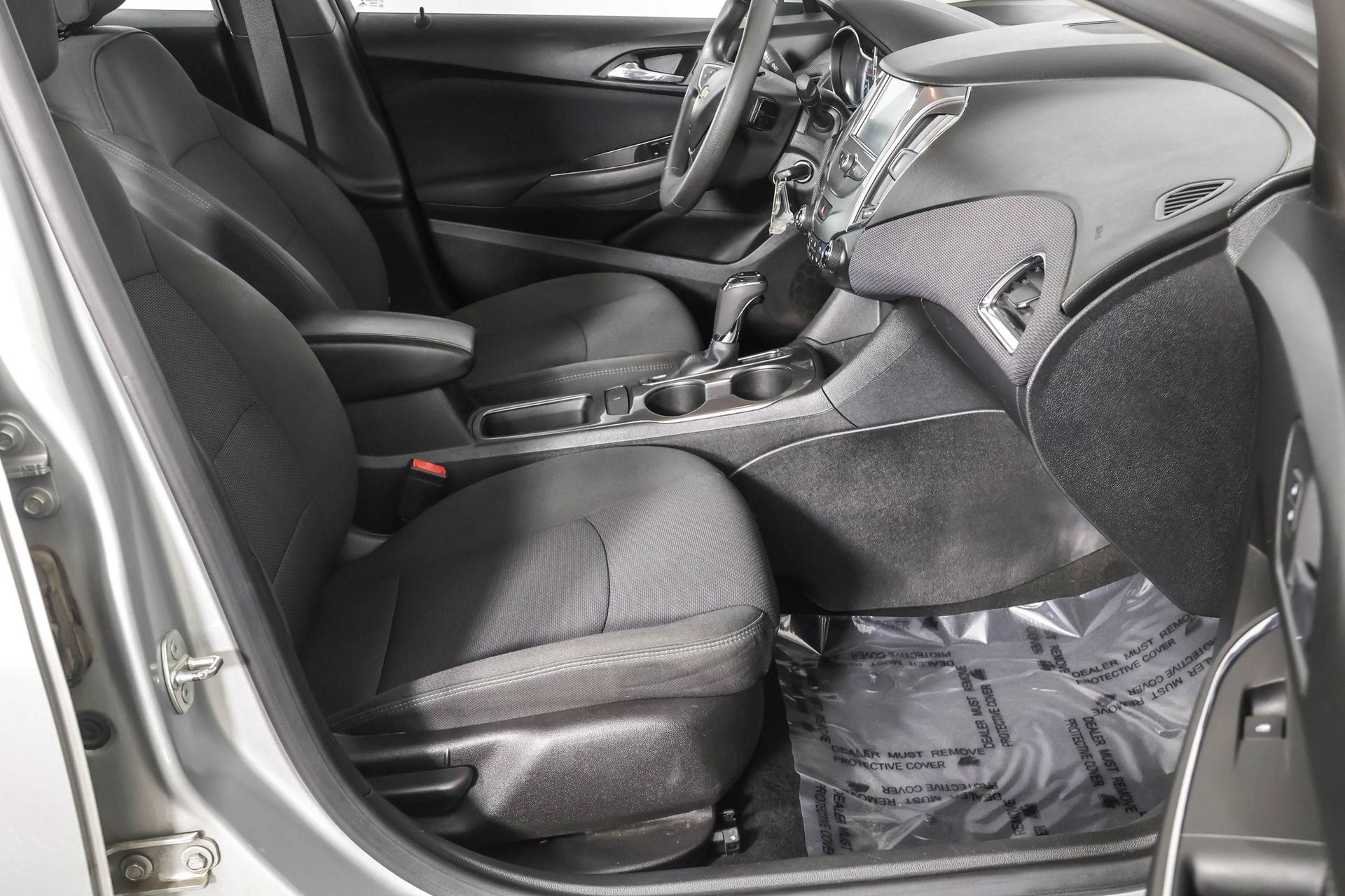 Used 2017 Chevrolet Cruze LT image 42