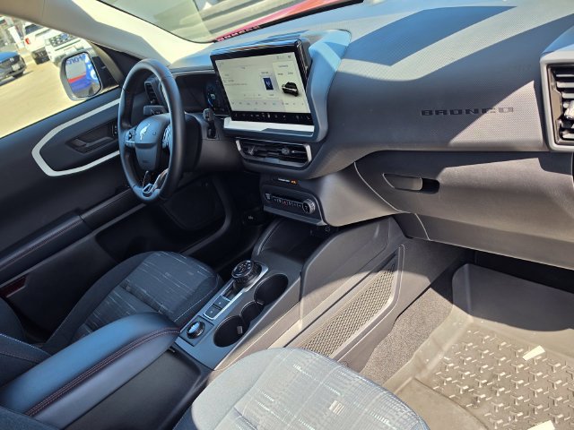 Used 2025 Ford Bronco Sport Heritage w/ Convenience Package AWD/4WD image 14