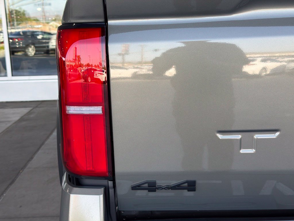 New 2026 Toyota Tacoma TRD Off-Road AWD/4WD image 10