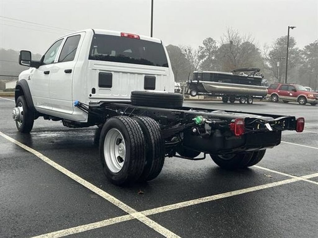 New 2026 RAM 5500 Tradesman w/ Chrome Appearance Group AWD/4WD image 6