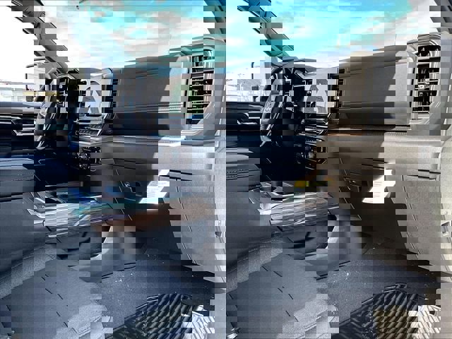 New 2026 Chevrolet Silverado 2500 LT image 9