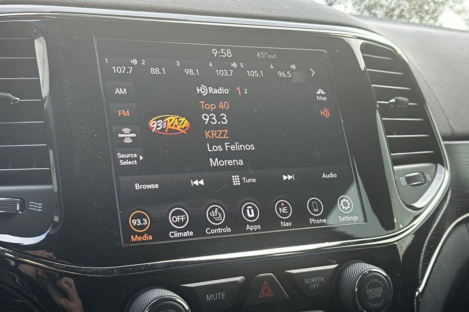 Used 2020 Jeep Grand Cherokee High Altitude image 20