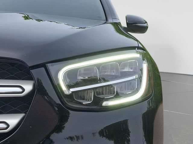 Used 2022 Mercedes-Benz GLC 300 4MATIC image 11