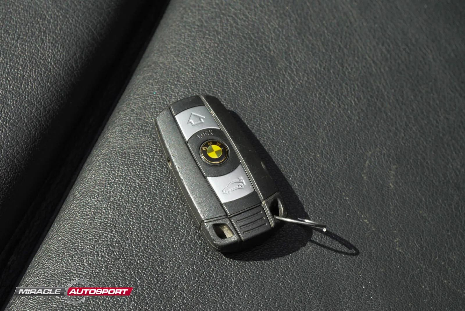 Used 2011 BMW Z4 sDrive35i image 40