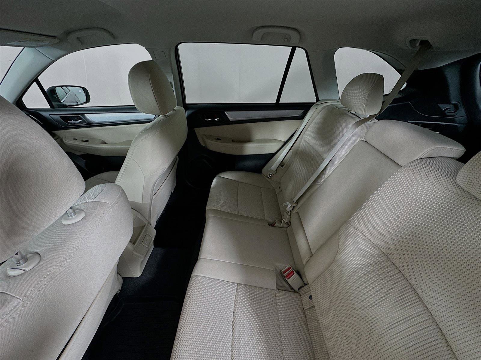 Used 2019 Subaru Outback 2.5i Premium w/ Popular Package #2 image 11