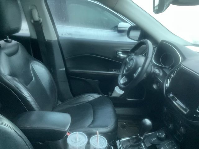 Used 2018 Jeep Compass Limited w/ Navigation Group image 5