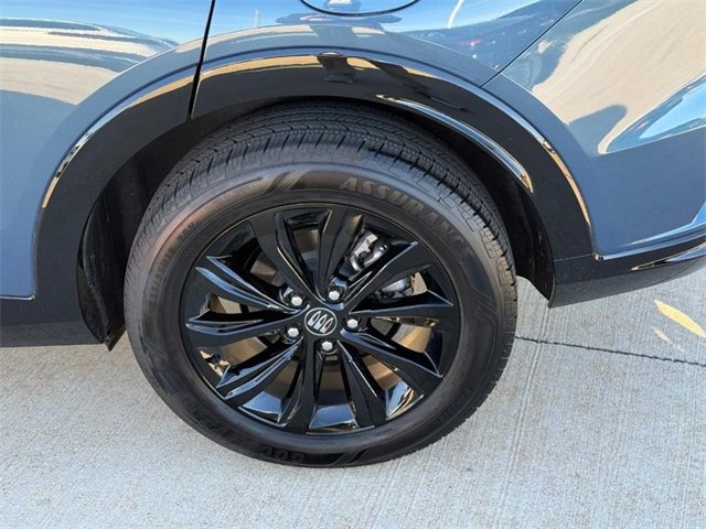 Used 2025 Buick Envista Sport Touring w/ Convenience I Package image 9