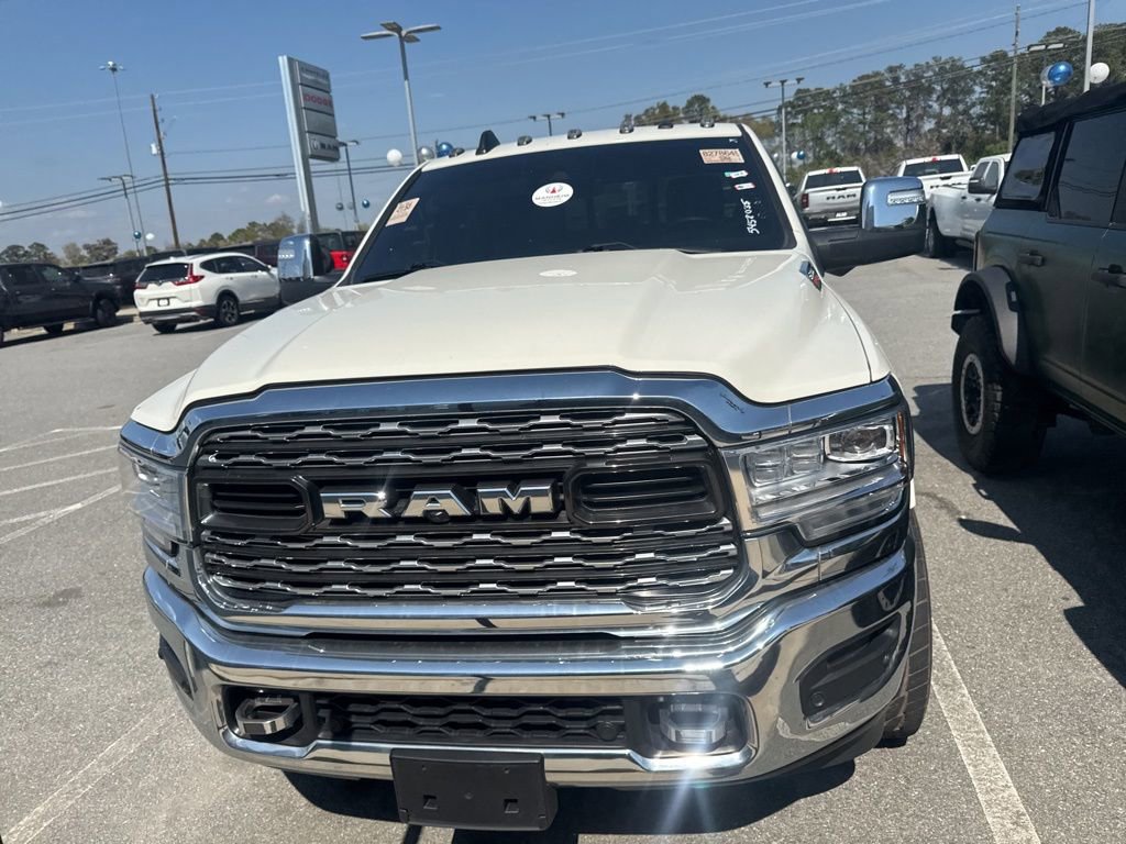 Used 2024 RAM 3500 Limited image 2