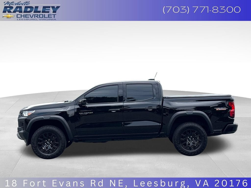Used 2026 Chevrolet Colorado Trail Boss AWD/4WD image 2