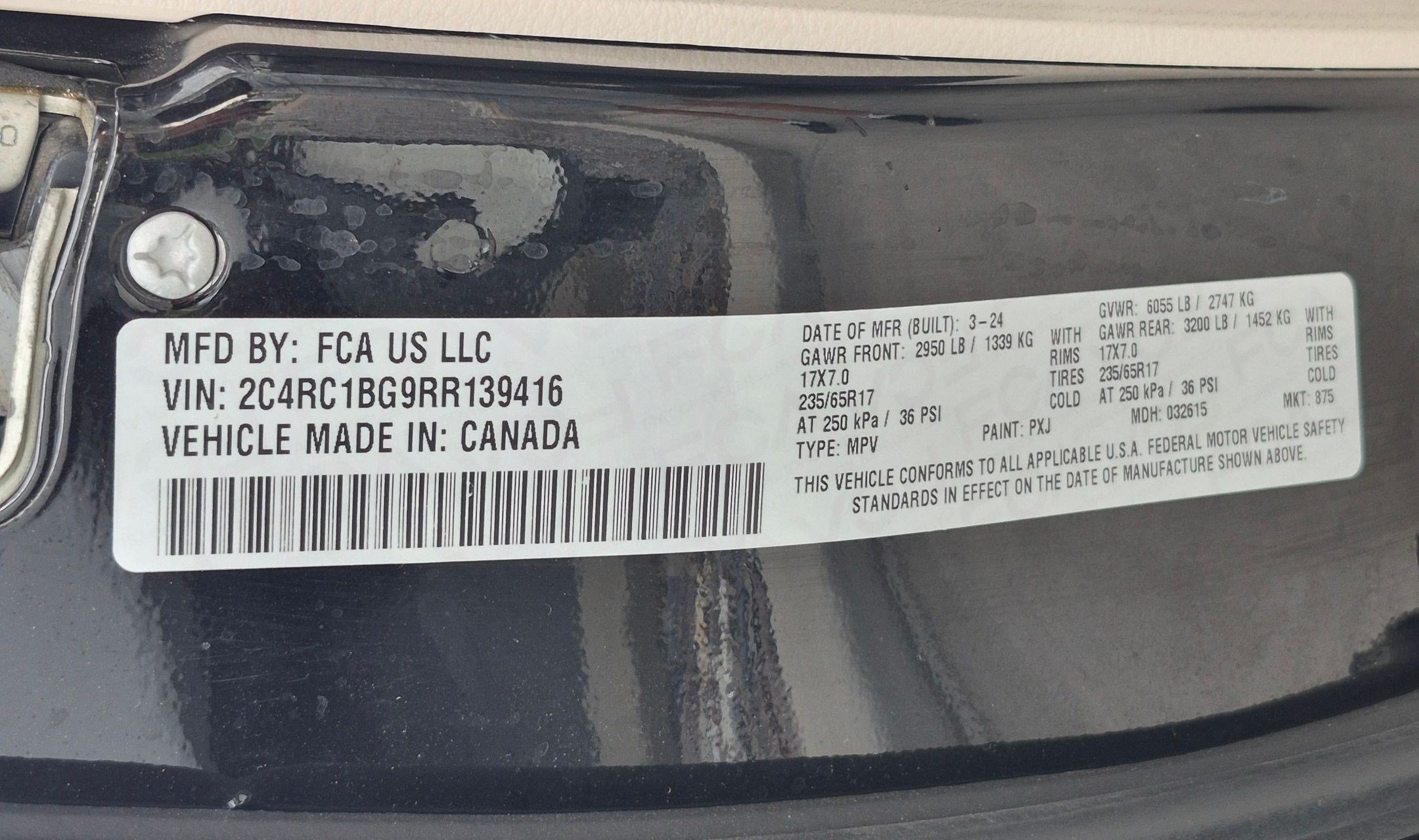Used 2024 Chrysler Pacifica Touring-L FWD image 32