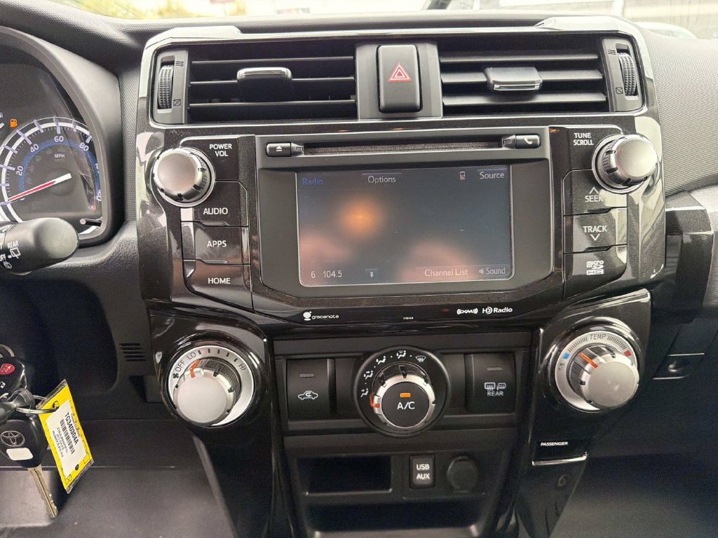 Used 2017 Toyota 4Runner TRD Off-Road AWD/4WD image 27