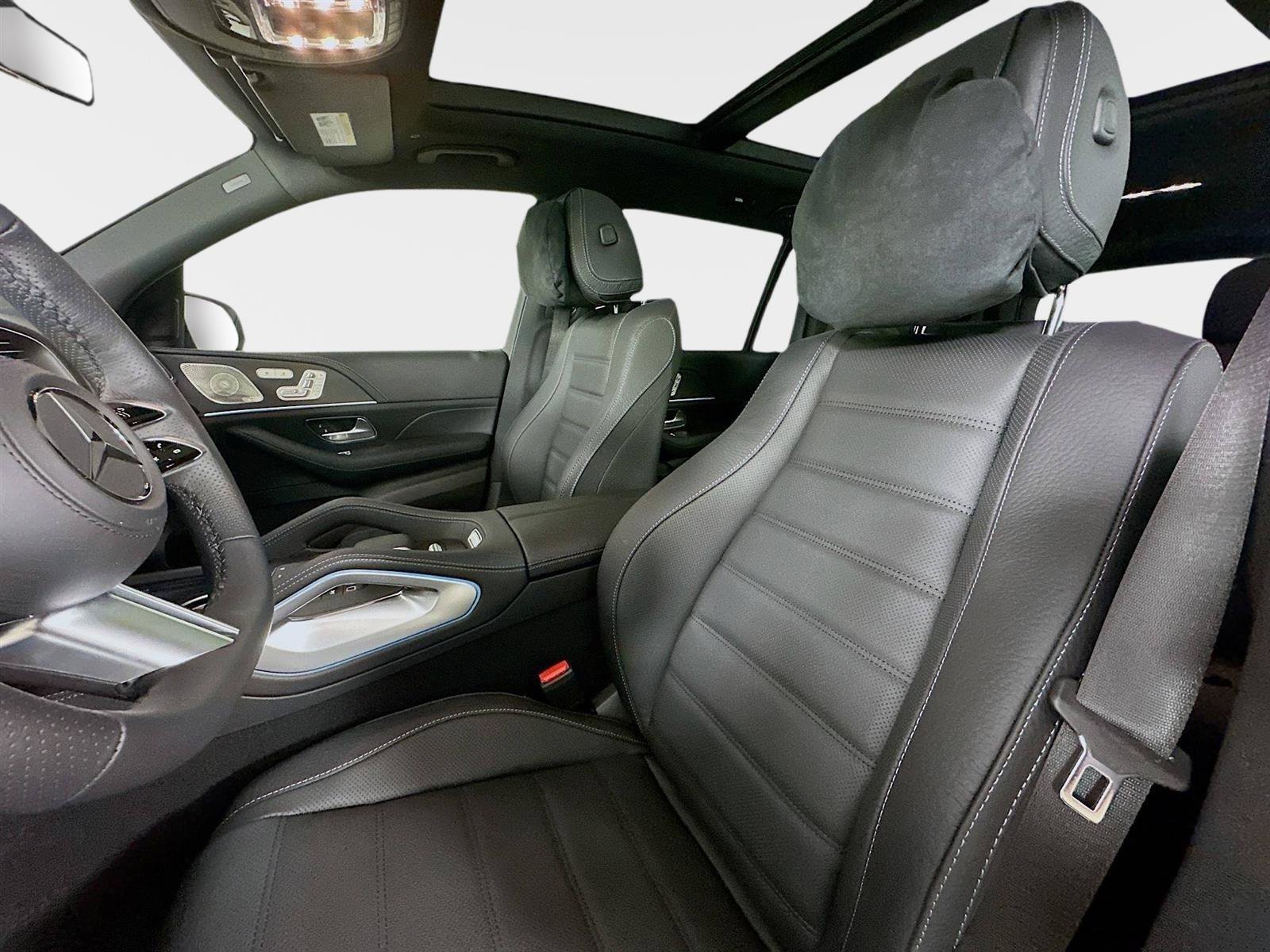 Used 2026 Mercedes-Benz GLS 580 4MATIC image 27