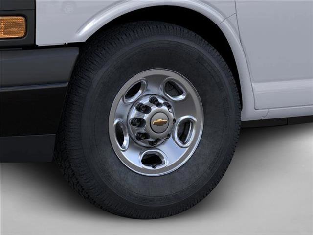 New 2025 Chevrolet Express 2500 w/ Driver Convenience Package image 9