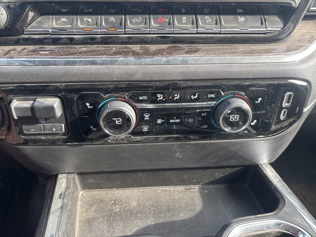 Used 2024 Chevrolet Silverado 1500 LT Trail Boss w/ LT Trail Boss Premium Package image 11