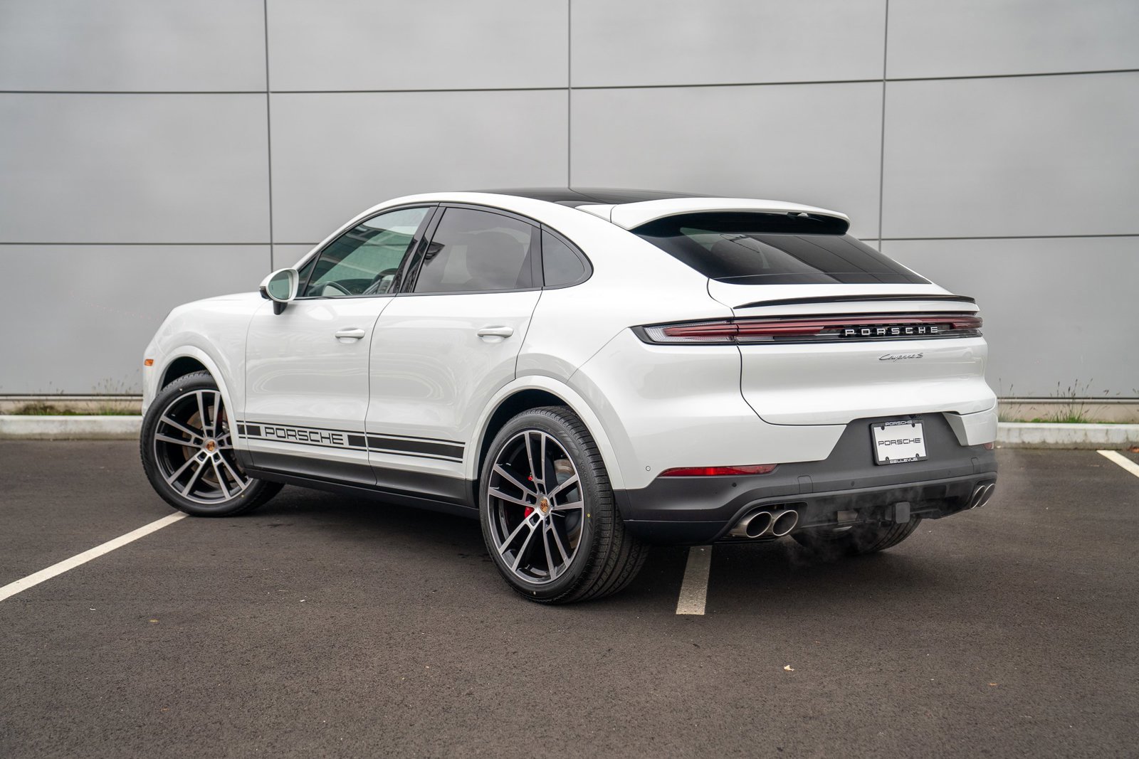 New 2026 Porsche Cayenne S image 3