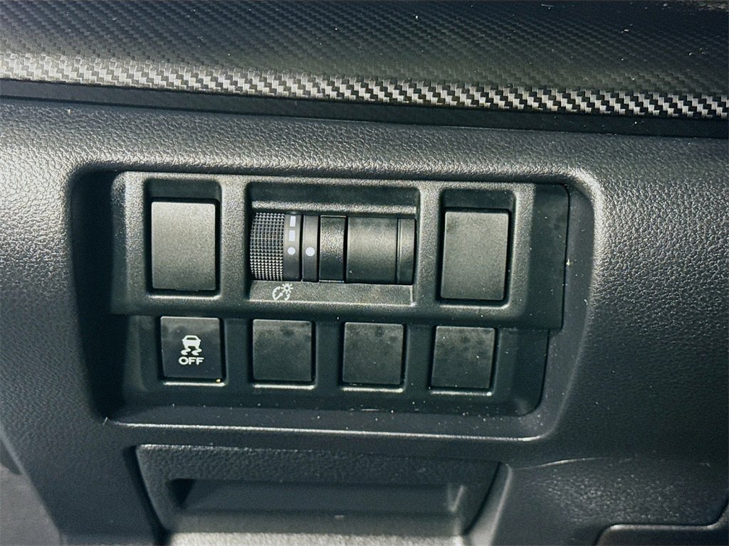 Used 2019 Subaru Crosstrek 2.0i image 17