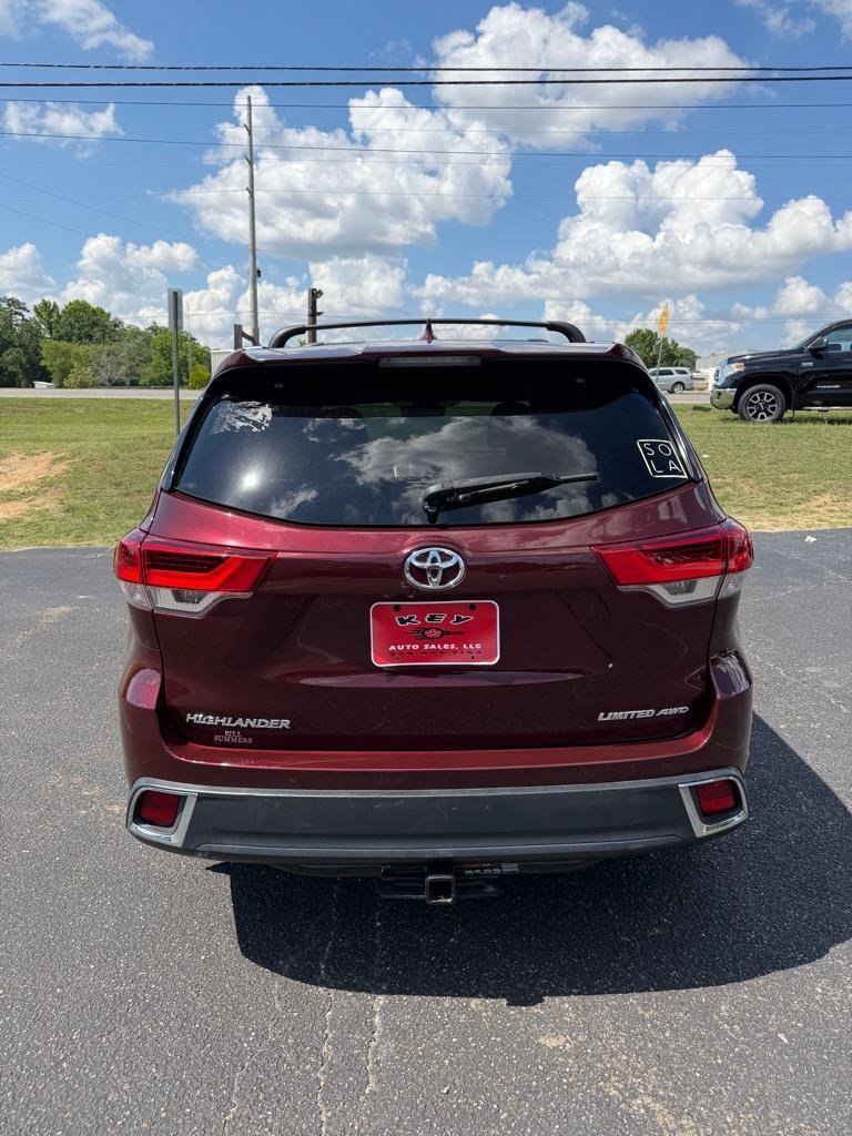 Used 2018 Toyota Highlander Limited AWD/4WD image 3