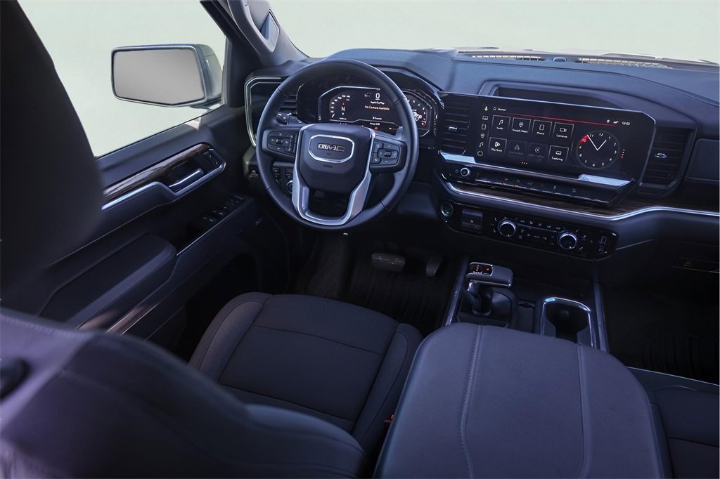 Certified 2025 GMC Sierra 1500 Elevation image 30