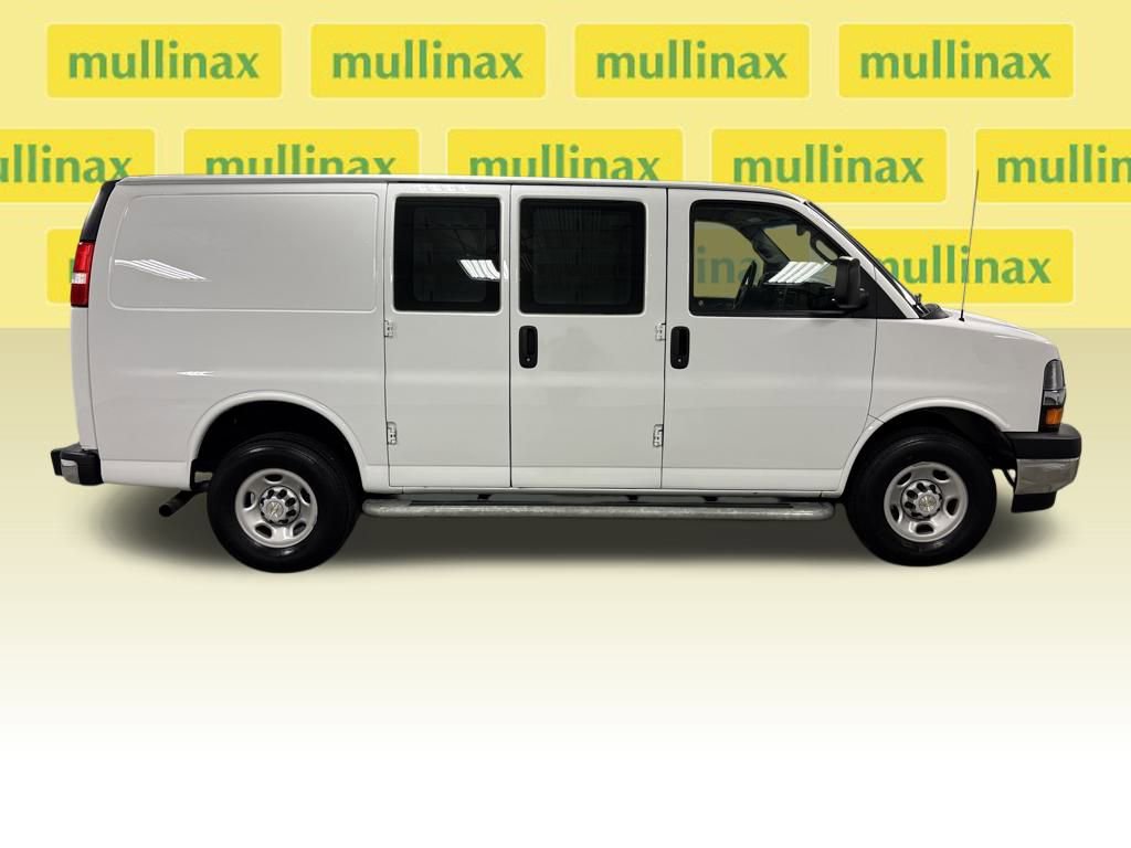 Used 2024 Chevrolet Express 2500 Work Van w/ Driver Convenience Package image 28
