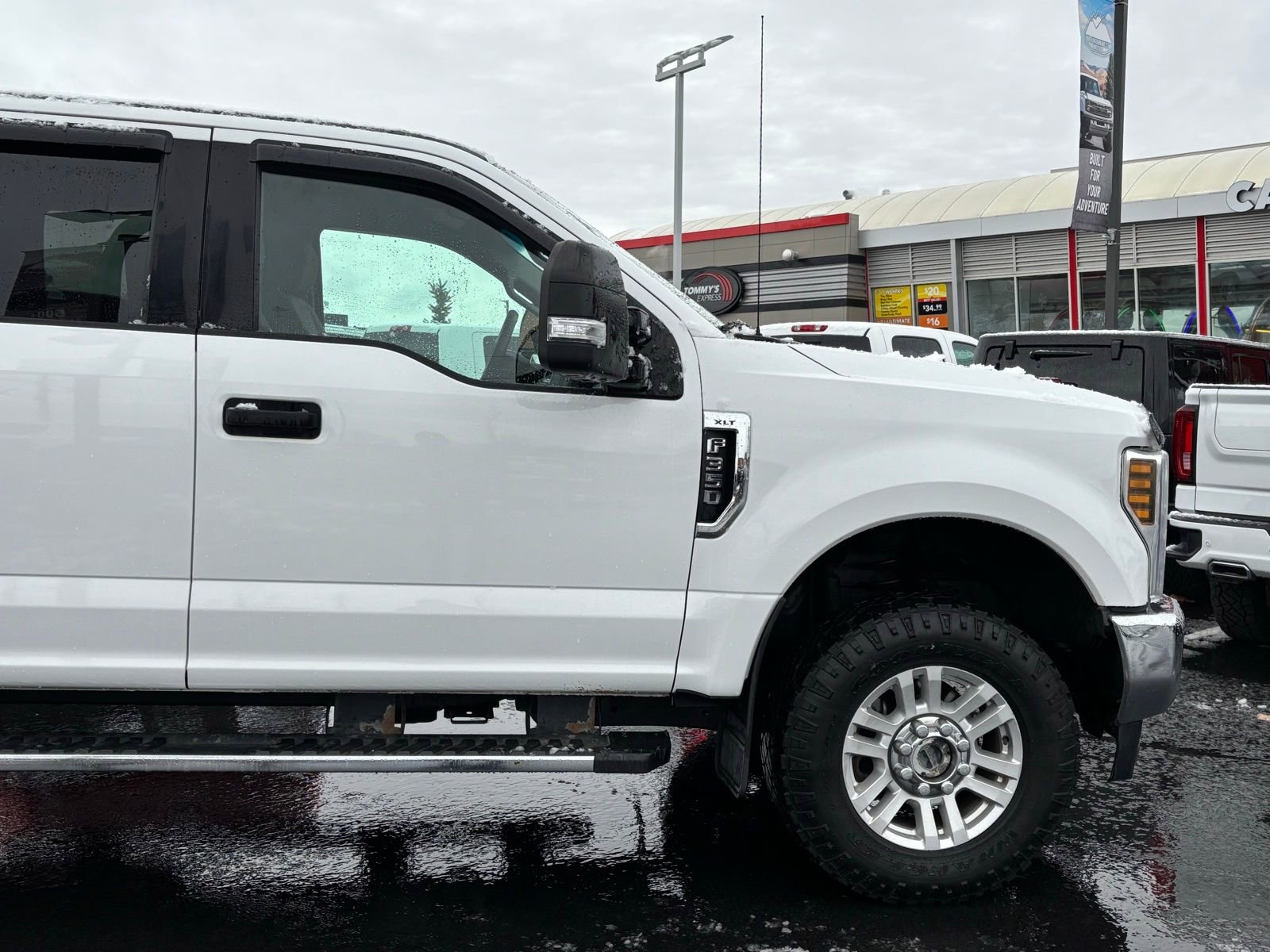 Used 2019 Ford F350 XLT w/ FX4 Off-Road Package AWD/4WD image 5