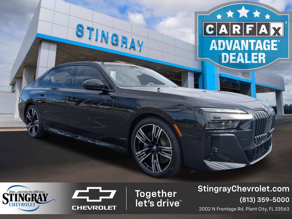Used 2025 BMW 760i xDrive w/ Executive Package image 1