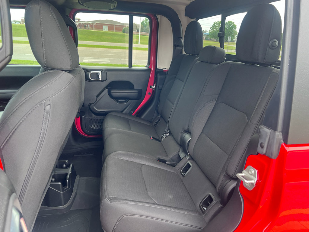 Certified 2023 Jeep Gladiator Sport AWD/4WD image 18