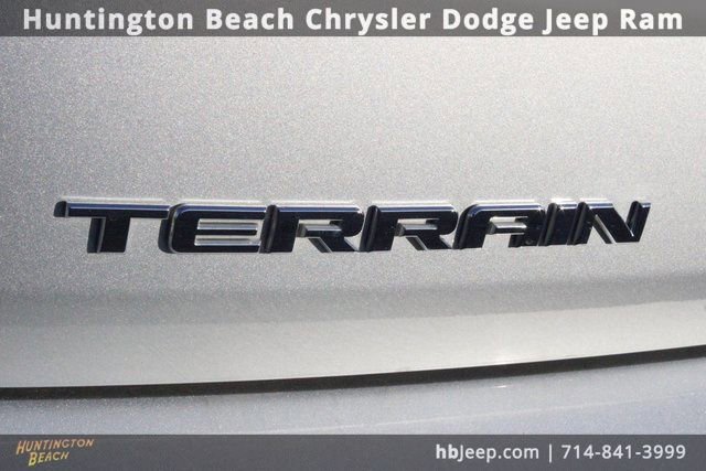 Used 2020 GMC Terrain Denali w/ Denali Premium Package image 7