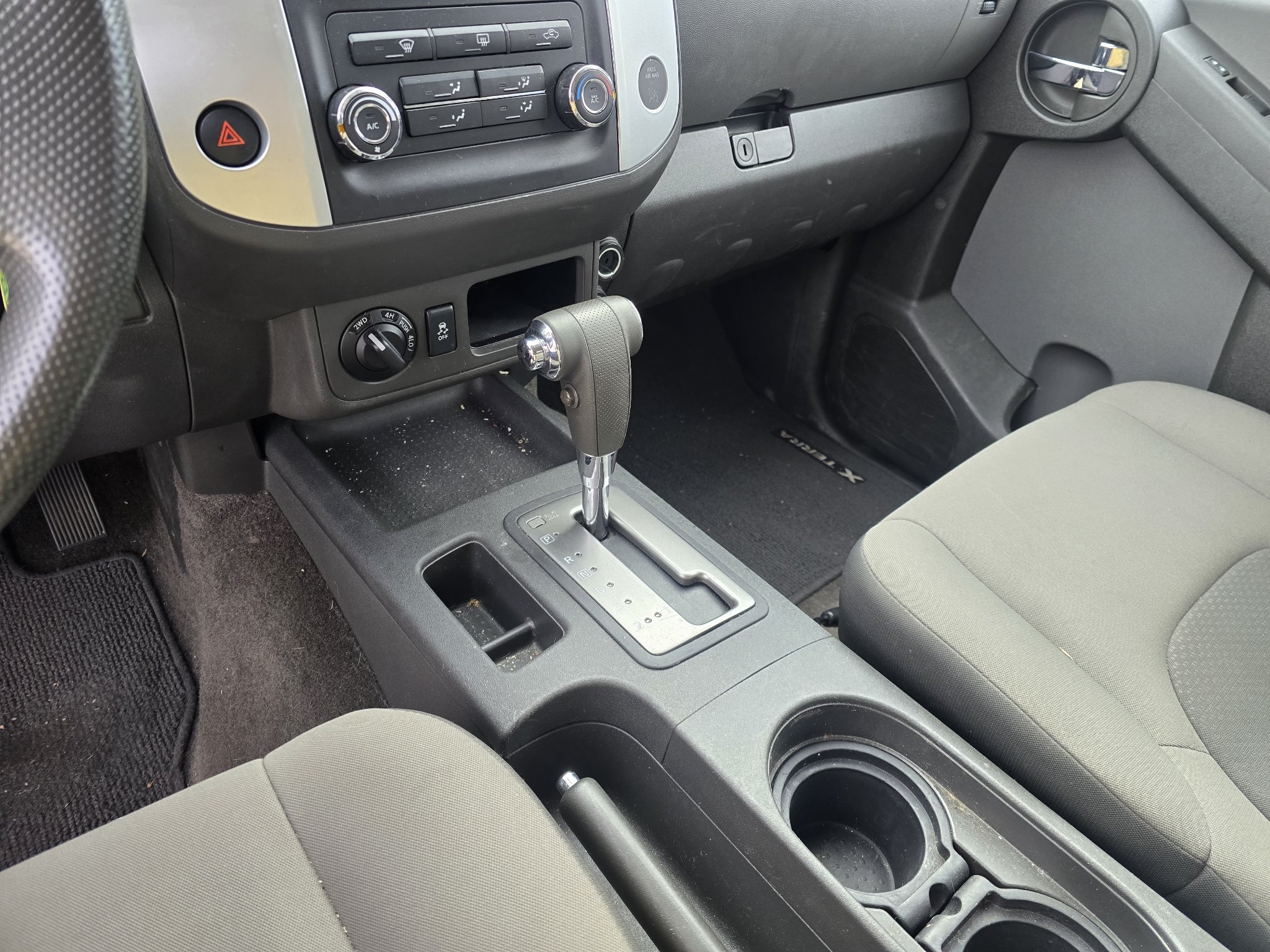 Used 2015 Nissan Xterra S w/ Value Package AWD/4WD image 29