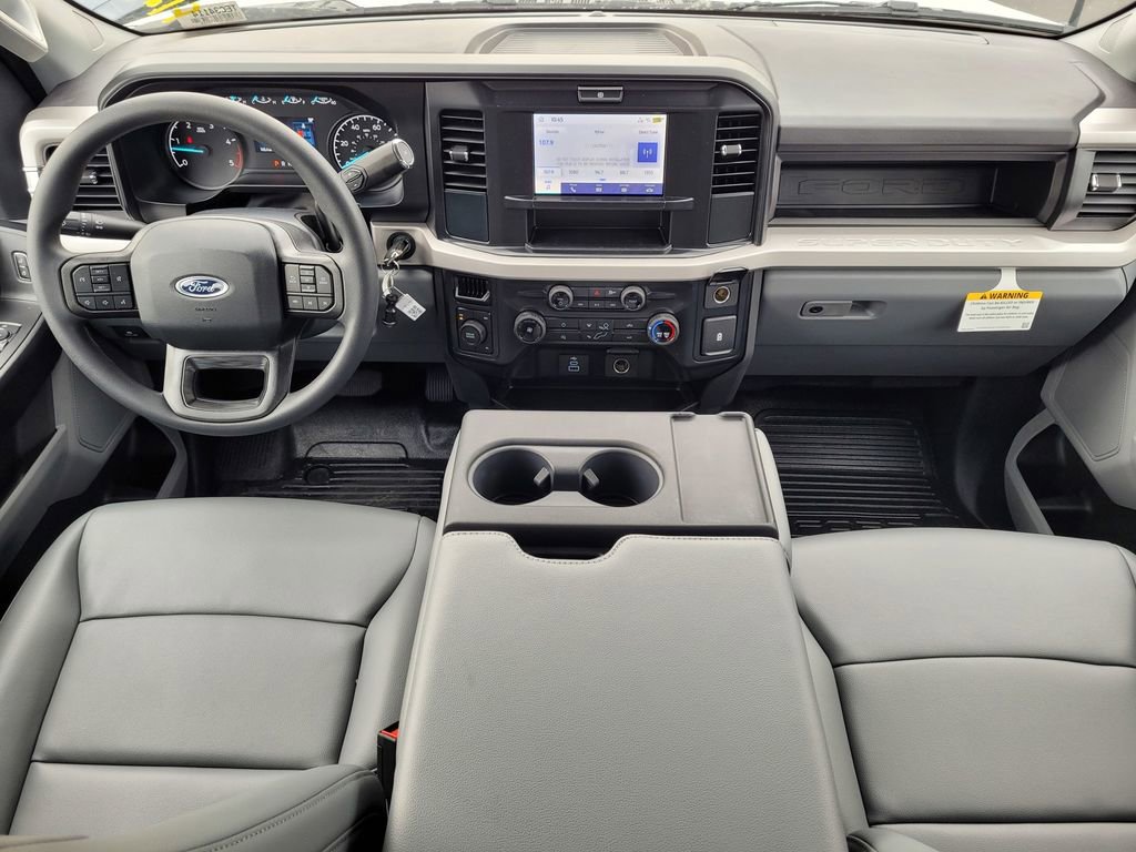 New 2026 Ford F250 XL w/ XL Chrome Package image 38