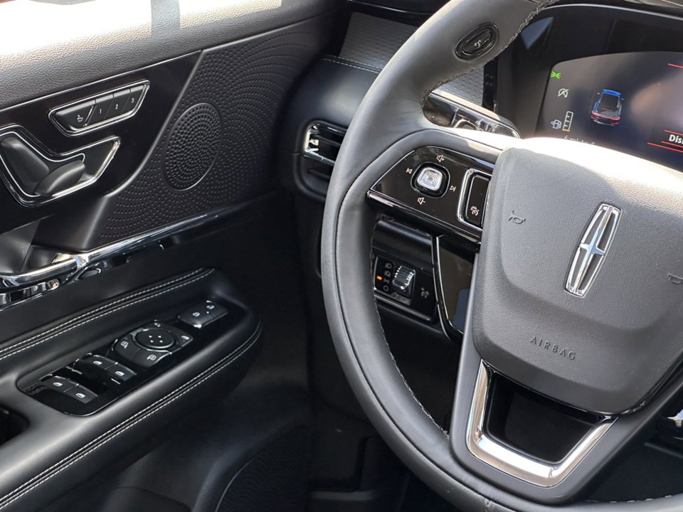 New 2025 Lincoln Corsair Reserve w/ Jet Appearance Package image 20