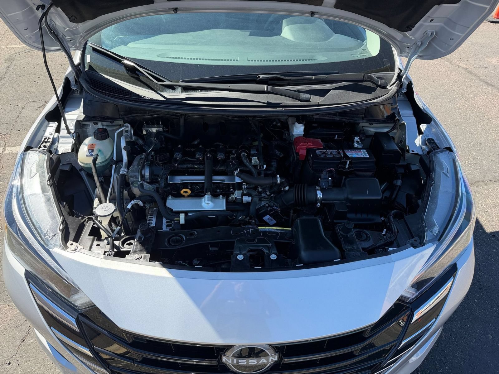 Used 2025 Nissan Versa SV FWD image 29