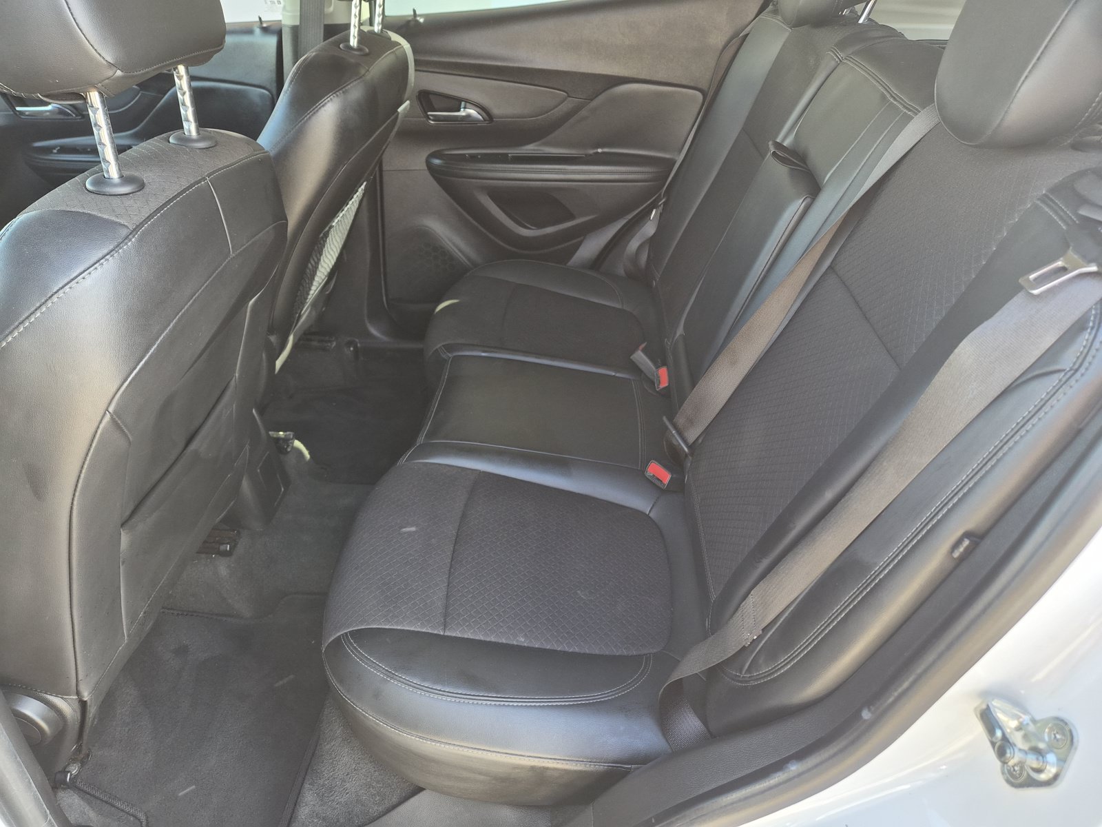Used 2019 Buick Encore Preferred FWD image 14