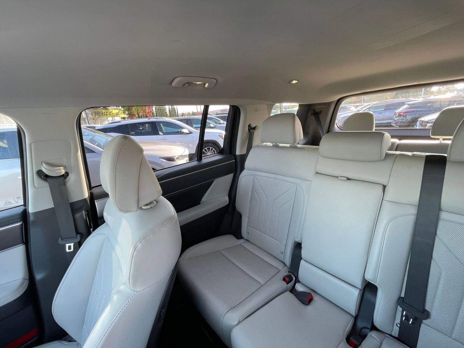 Used 2025 Hyundai Santa Fe SEL image 44