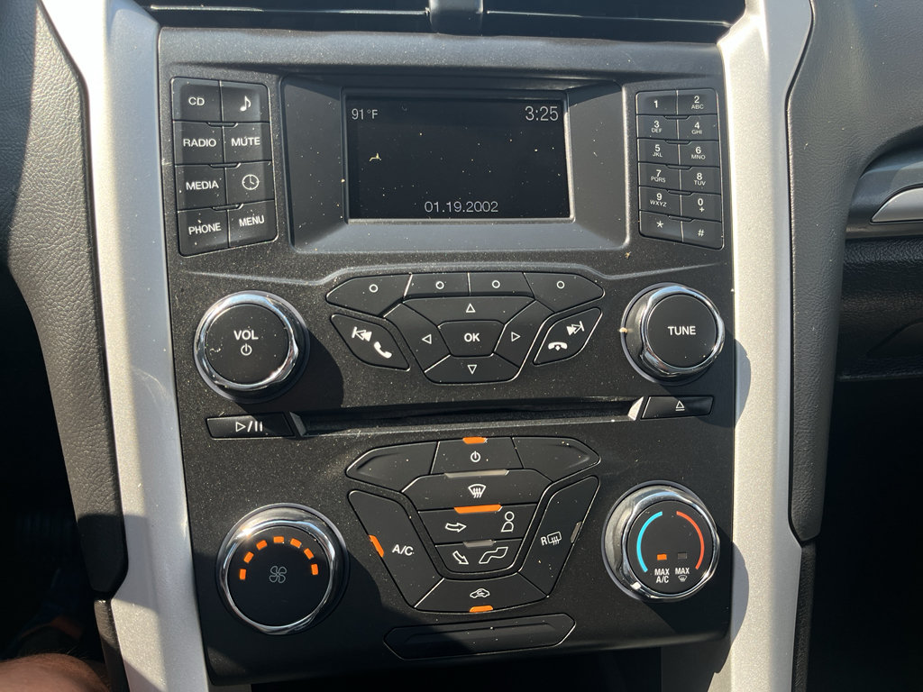 Used 2016 Ford Fusion S w/ Equipment Group 101A FWD image 19