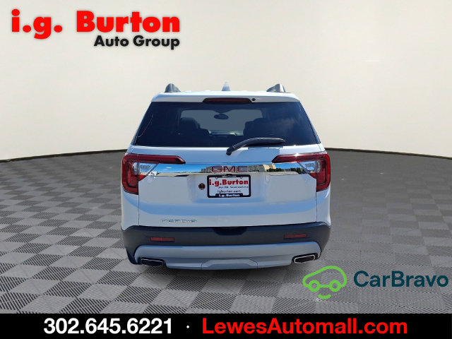 Certified 2023 GMC Acadia SLT w/ Technology Package FWD image 5