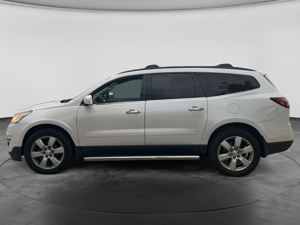 Used 2016 Chevrolet Traverse LT w/ Traveler's Package FWD image 6