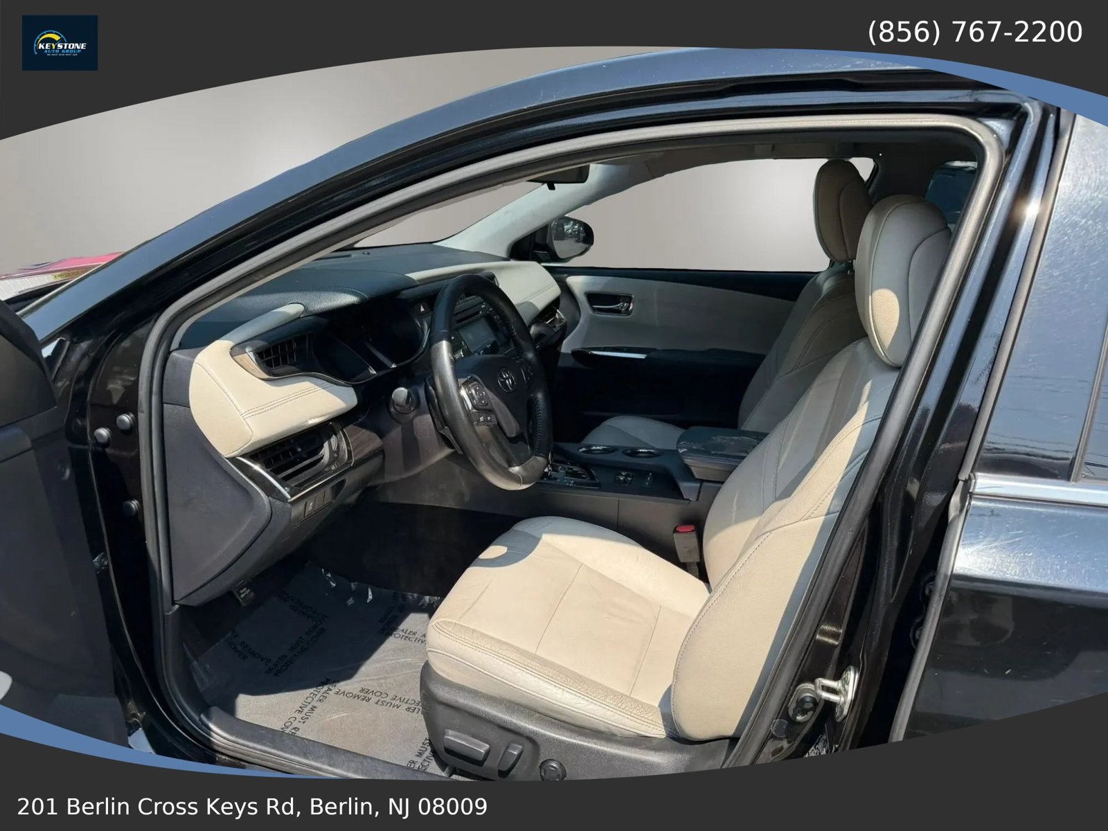 Used 2015 Toyota Avalon XLE FWD image 11