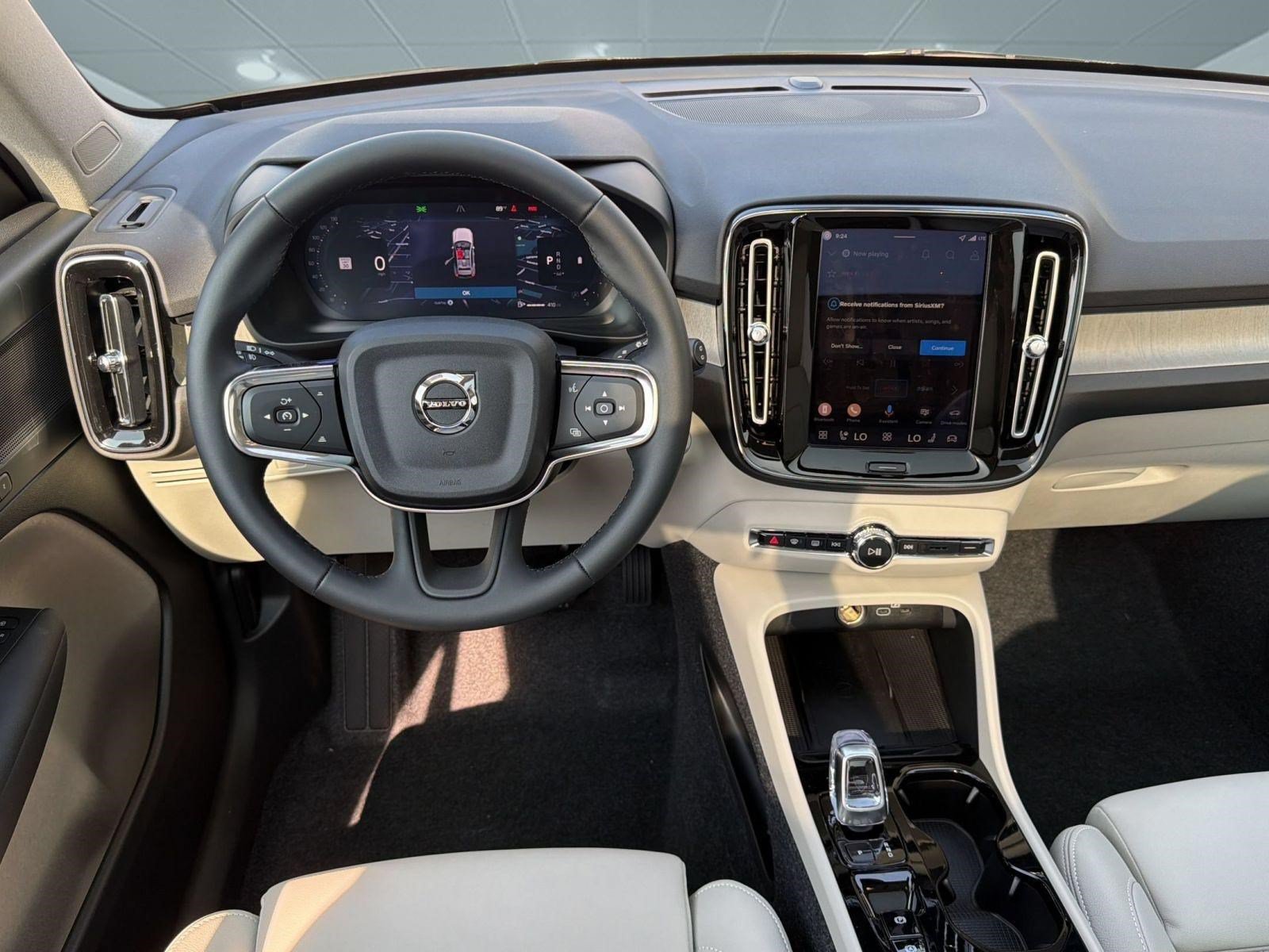 New 2026 Volvo XC40 B5 Plus w/ Protection Package Premier AWD/4WD image 28