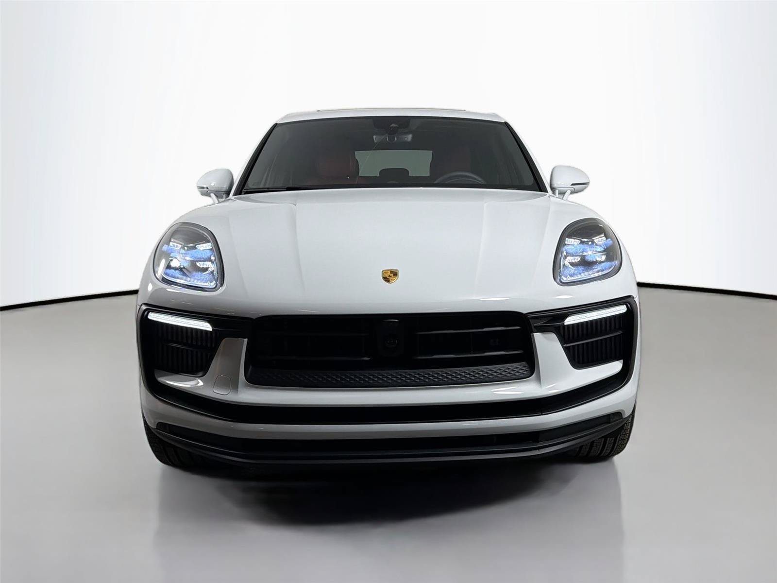 Certified 2025 Porsche Macan S AWD/4WD image 10
