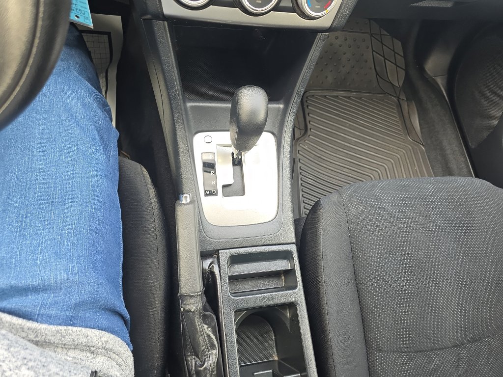 Used 2015 Subaru Impreza 2.0i Premium image 27