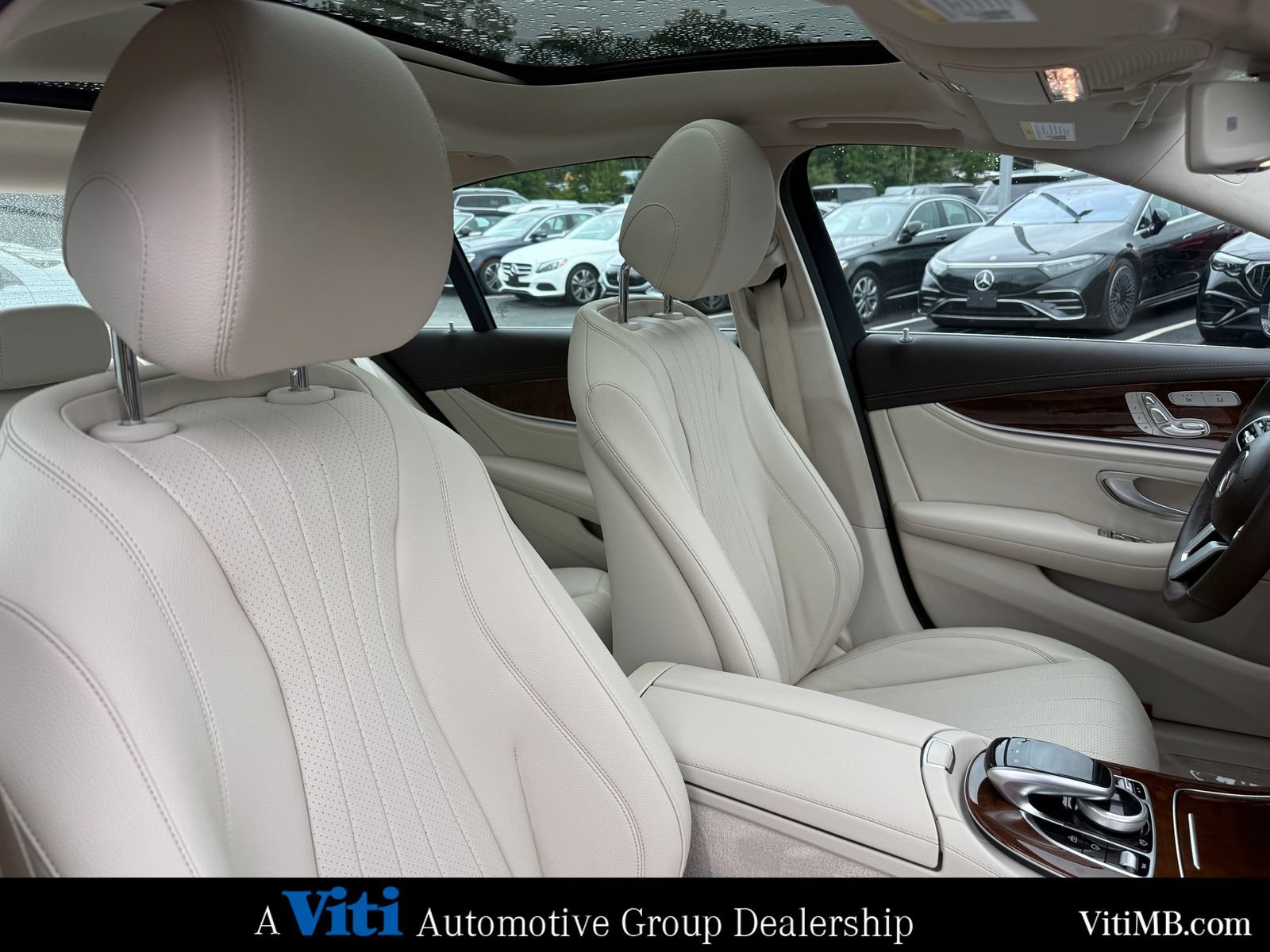 Used 2019 Mercedes-Benz E 300 4MATIC image 31