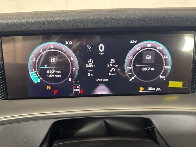 New 2026 Volkswagen Tiguan SE image 17