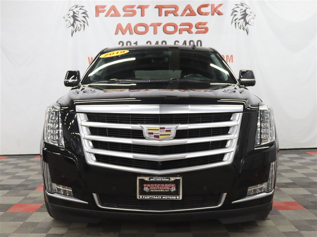 Used 2019 Cadillac Escalade Premium Luxury AWD/4WD image 2