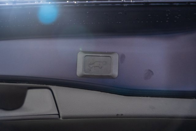 New 2025 Toyota RAV4 XLE image 10