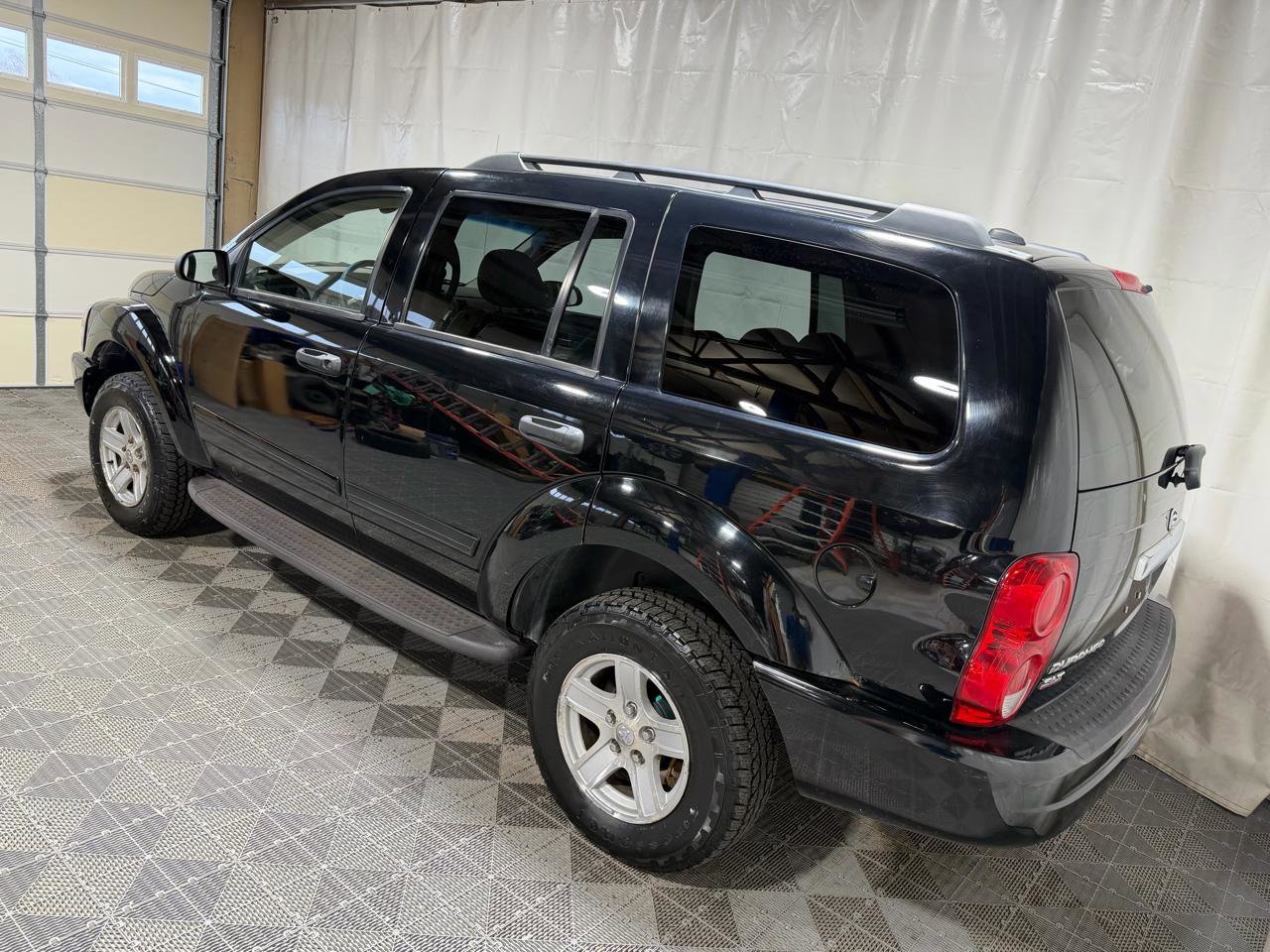 Used 2005 Dodge Durango SLT AWD/4WD image 7