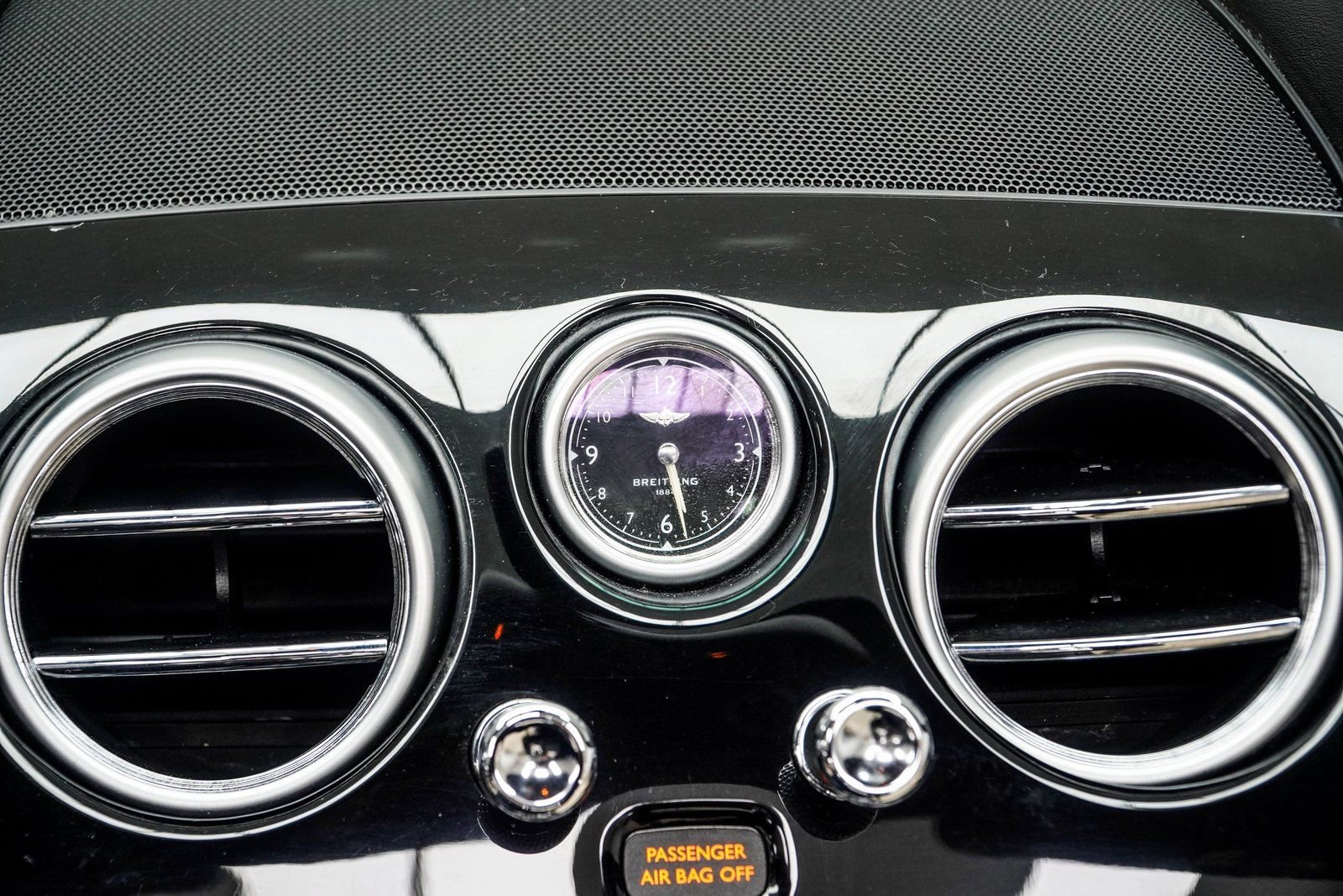 Used 2017 Bentley Continental GT image 28