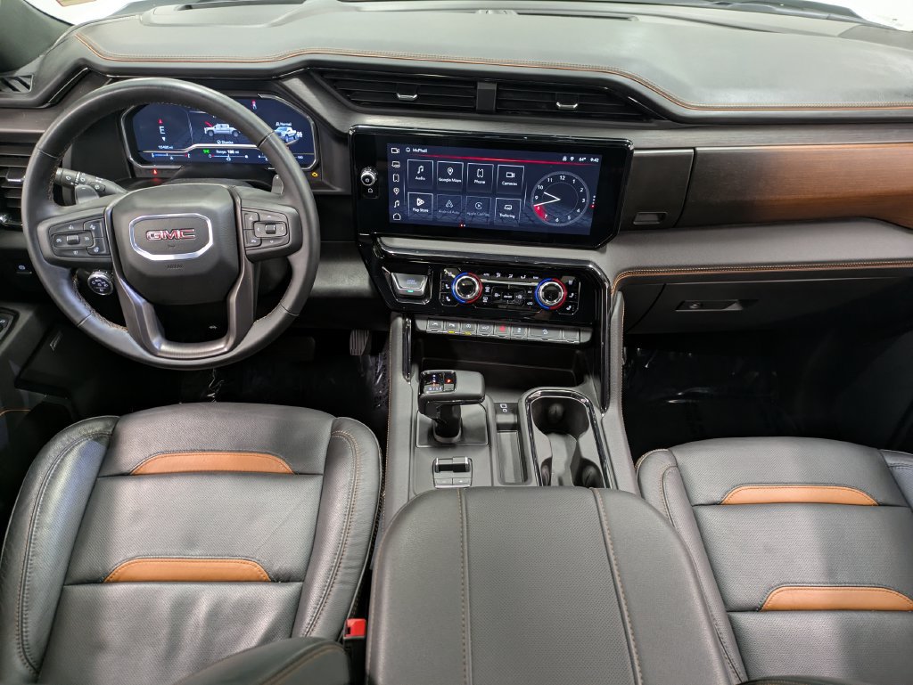 Used 2025 GMC Sierra 1500 AT4 w/ Technology Package AWD/4WD image 23